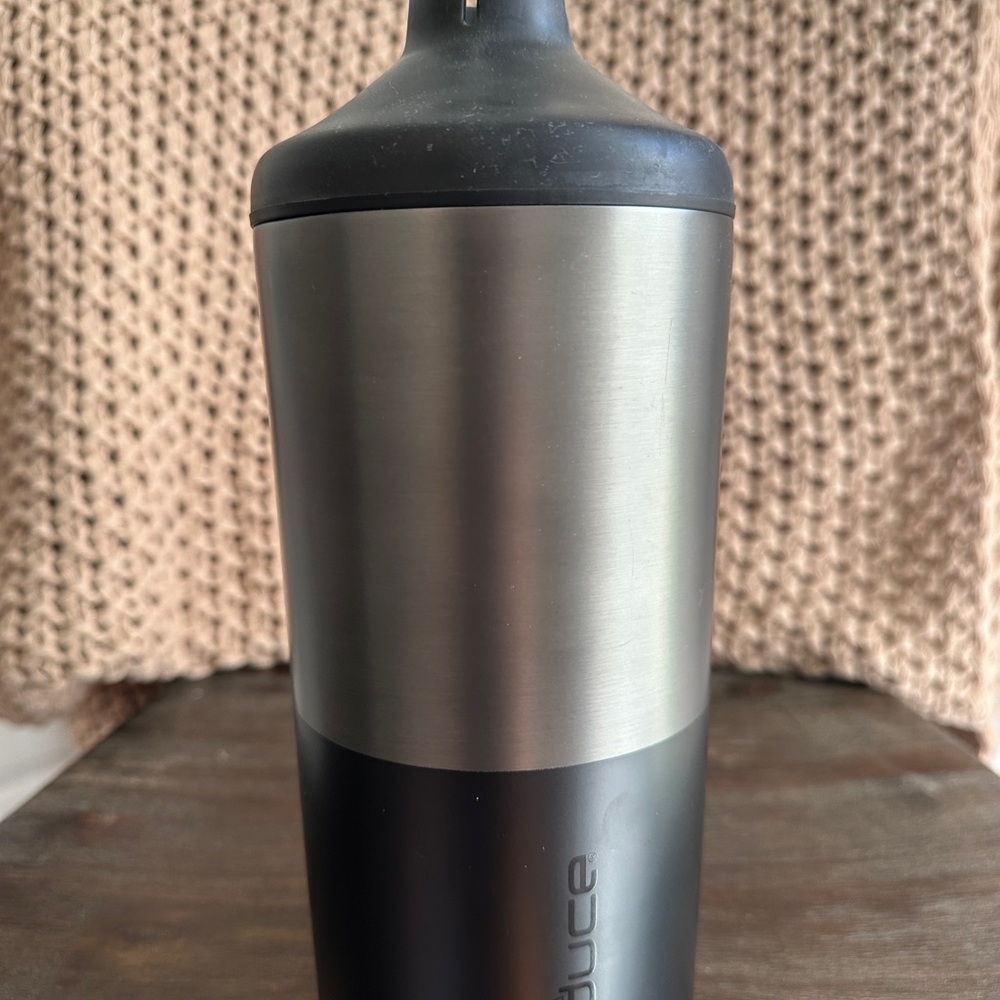 Reduce Black/Stainless steel Insulated Tumbler